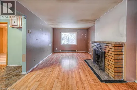 916 Queenston Road Cambridge ON N3H 3K8