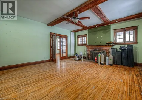 916 Queenston Road Cambridge ON N3H 3K8