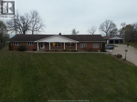 1239 Oxford & Lot 13 Oxford Avenue Kingsville ON N9Y 2S8