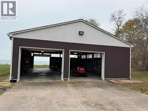 1239 Oxford & Lot 13 Oxford Avenue Kingsville ON N9Y 2S8
