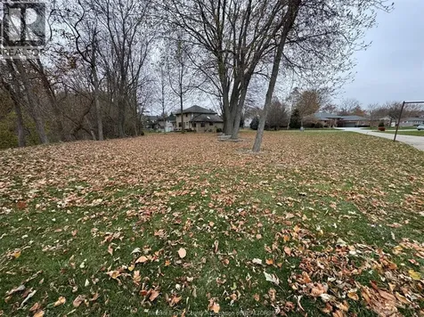 1239 Oxford & Lot 13 Oxford Avenue Kingsville ON N9Y 2S8