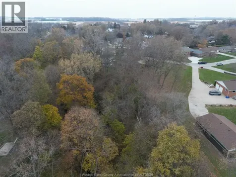 1239 Oxford & Lot 13 Oxford Avenue Kingsville ON N9Y 2S8