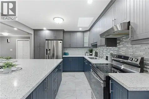 22 Colonial Street Welland ON L3C 5W5