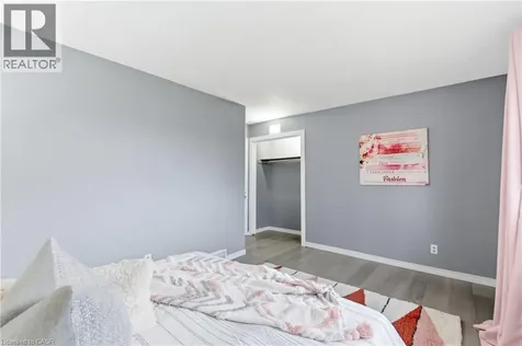 22 Colonial Street Welland ON L3C 5W5