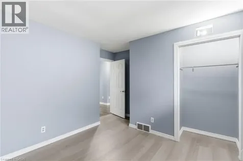 22 Colonial Street Welland ON L3C 5W5