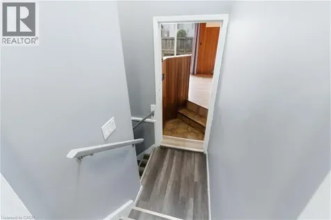 22 Colonial Street Welland ON L3C 5W5