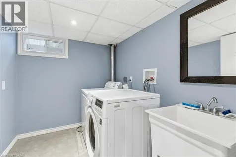 22 Colonial Street Welland ON L3C 5W5