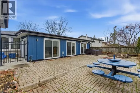 22 Colonial Street Welland ON L3C 5W5
