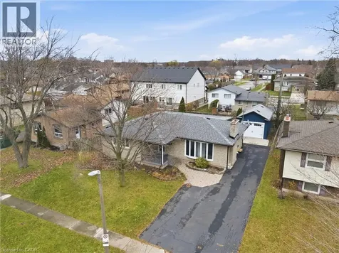 22 Colonial Street Welland ON L3C 5W5