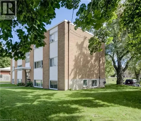 125 Schlueter Street Cambridge ON N3H 4B4