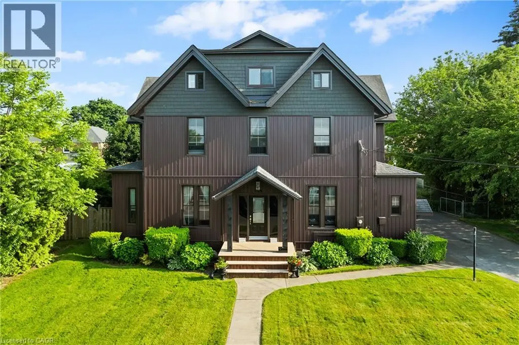 5368 Menzie Street Niagara Falls ON L2E 2V8