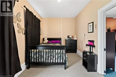 5368 Menzie Street Niagara Falls ON L2E 2V8
