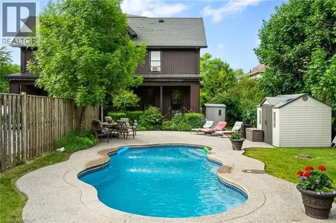 5368 Menzie Street Niagara Falls ON L2E 2V8