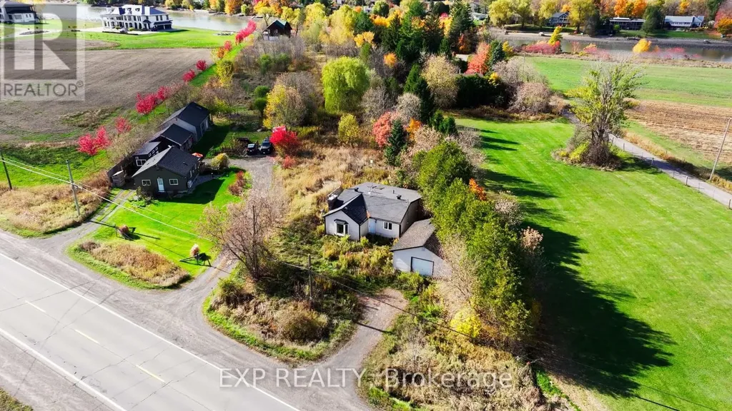 458 River Road Ottawa ON K1V 1E7