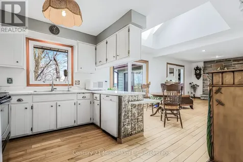 790 Lake Range Drive Huron-kinloss ON N2Z 0C3