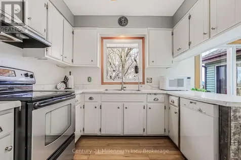790 Lake Range Drive Huron-kinloss ON N2Z 0C3