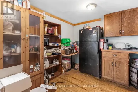593 Stokes Bay Road Northern Bruce Peninsula ON N0H 2M0