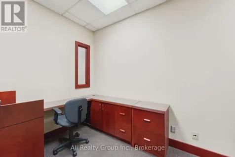 160 George Street Ottawa ON K1N 9M2