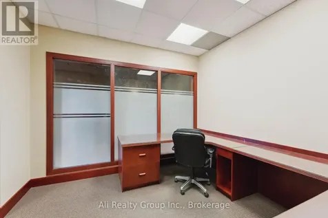 160 George Street Ottawa ON K1N 9M2