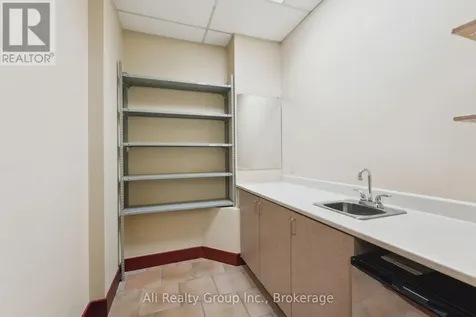160 George Street Ottawa ON K1N 9M2