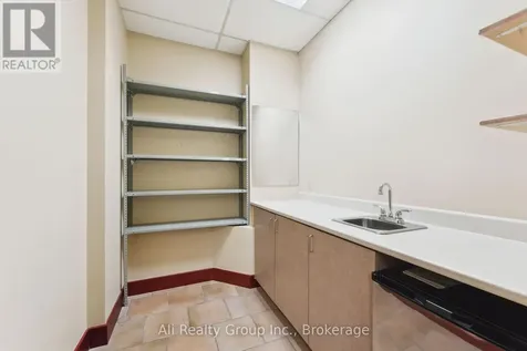160 George Street Ottawa ON K1N 9M2