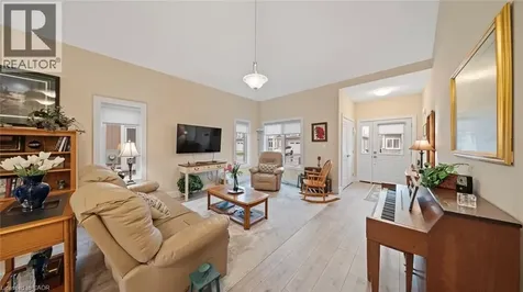 744 Nelson Street West Port Dover ON N0A 1N0