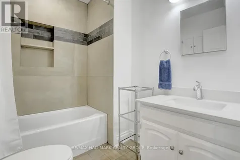 13 Dunham Street Ottawa ON K1J 7L5