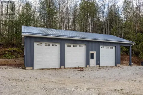 123 Lakeview Road Grey Highlands ON N0C 1M0