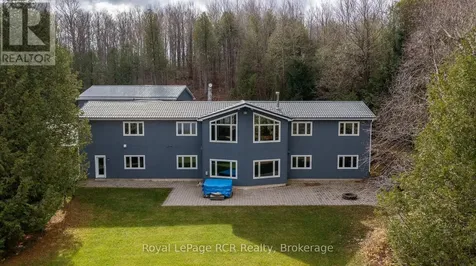 123 Lakeview Road Grey Highlands ON N0C 1M0