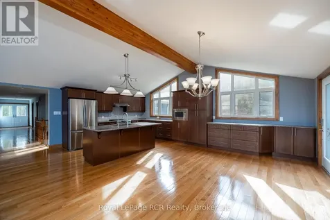 123 Lakeview Road Grey Highlands ON N0C 1M0