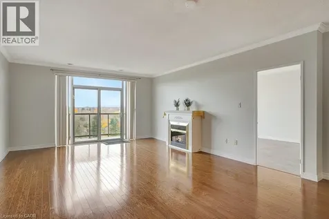 255 Keats Way Waterloo ON N2L 6N6