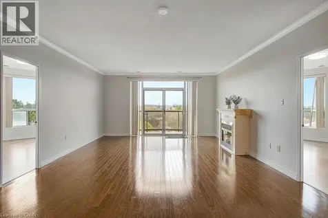 255 Keats Way Waterloo ON N2L 6N6