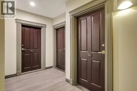 255 Keats Way Waterloo ON N2L 6N6