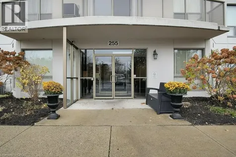 255 Keats Way Waterloo ON N2L 6N6