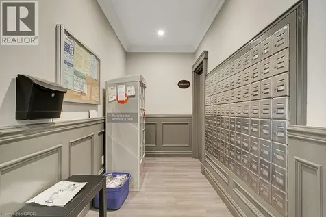 255 Keats Way Waterloo ON N2L 6N6