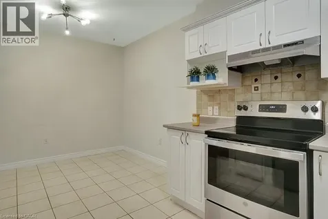 255 Keats Way Waterloo ON N2L 6N6