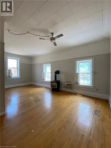 32 Grand River Street North Paris ON N3L 2M2