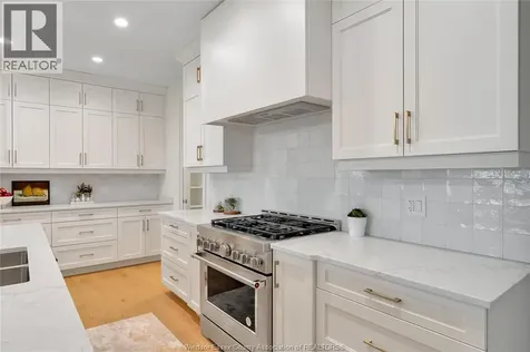 76 Boblo Island Boulevard Amherstburg ON N9V 0H7