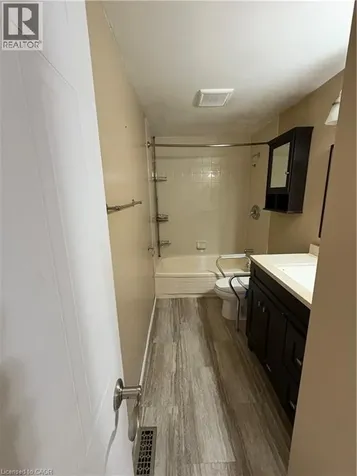 1247 Huron Street London ON N5Y 4X7