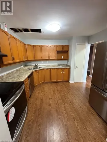 1247 Huron Street London ON N5Y 4X7