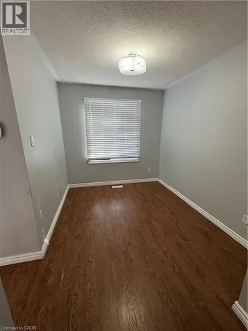 1247 Huron Street London ON N5Y 4X7