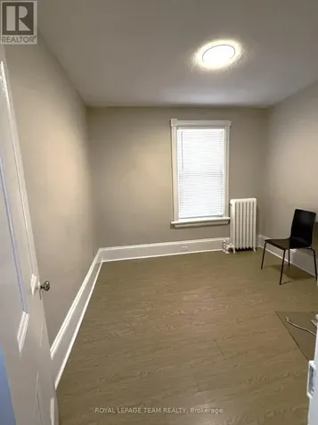 158 St Andrew Street Ottawa ON K1N 5G4