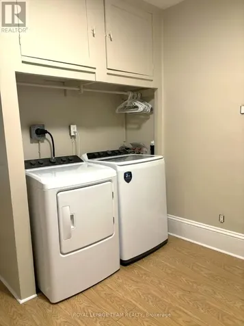 158 St Andrew Street Ottawa ON K1N 5G4