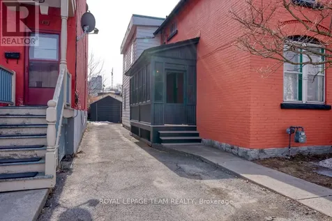 158 St Andrew Street Ottawa ON K1N 5G4
