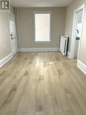 158 St Andrew Street Ottawa ON K1N 5G4
