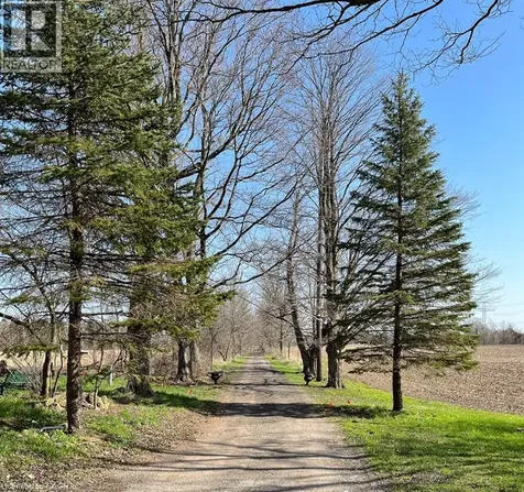 1457 97 Regional Road Hamilton ON L9H 5E3