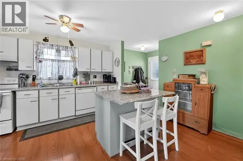 122 Bunting Road St. Catharines ON L2P 3X7