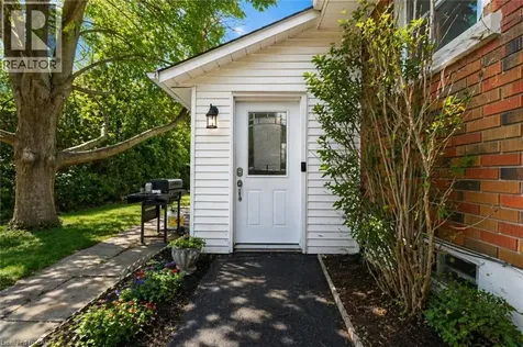 557 Lake Street St. Catharines ON L2N 4J1