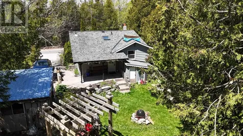 28 Harpur Drive Northern Bruce Peninsula ON N0H 2R0