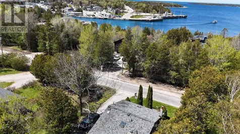 28 Harpur Drive Northern Bruce Peninsula ON N0H 2R0